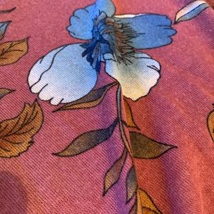 LuLaRoe Tops - LulaRoe floral Sarah LuLaRoe Tops - LulaRoe floral Sarah